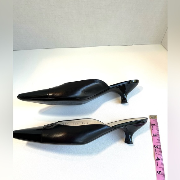 Salvatore Ferragamo Black Pointed Cap Toe Kitten Heels - Picture 6 of 8